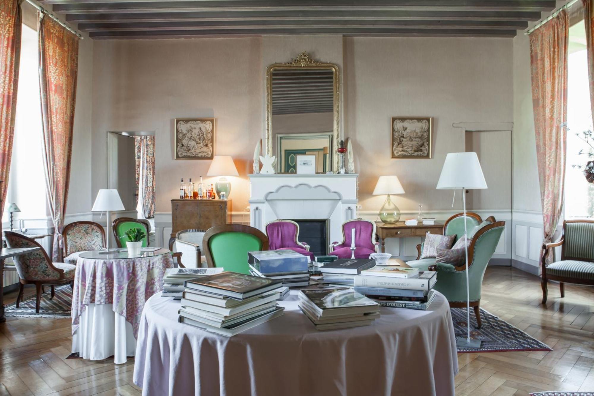 Chateau Des Salles Saint-Fort-sur-Gironde Esterno foto