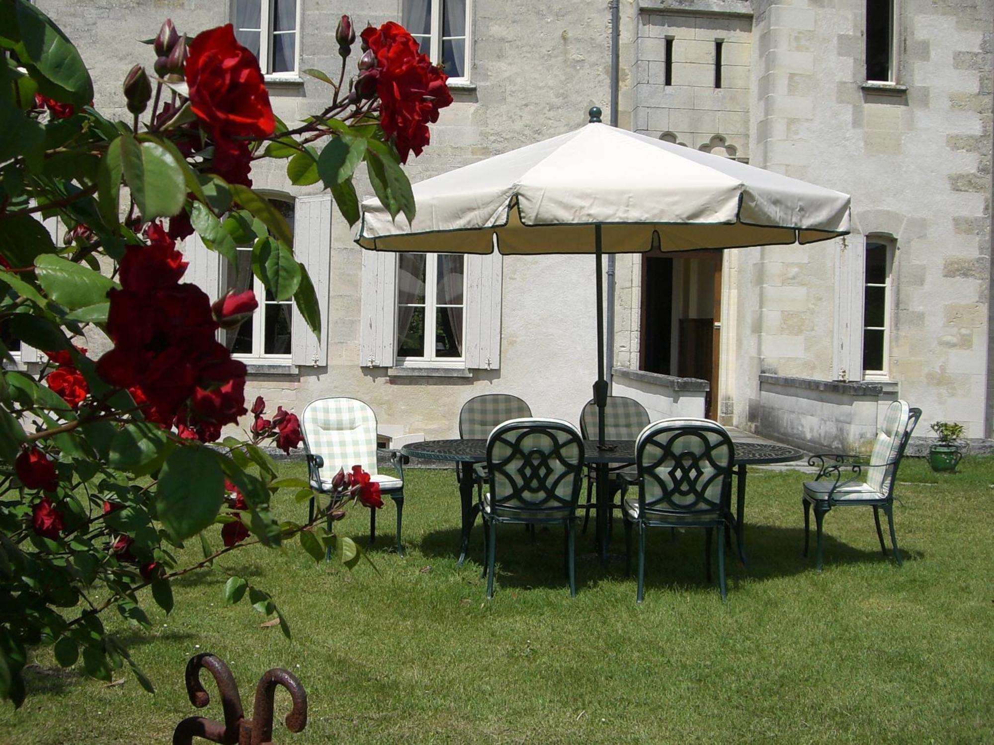 Chateau Des Salles Saint-Fort-sur-Gironde Esterno foto
